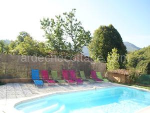 Villa in Thueyts with Private Pool, cleaning included à Thueyts